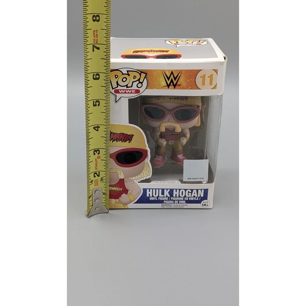 WWE Hulk Hogan Funko Pop Vinyl Figure #11 Hologram‎ Box Wrestling
